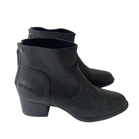 Ugg Bandara Leather Ankle Boot Stye 1098310 Black 9 EUC - Picture 6 of 10